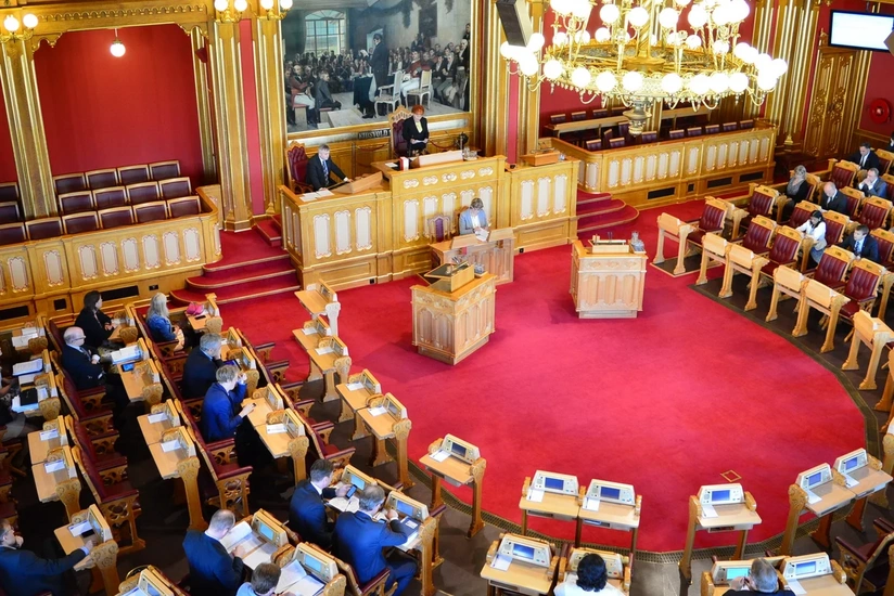 Norveç parlamenti monarxiyanın saxlanılmasına səs verib